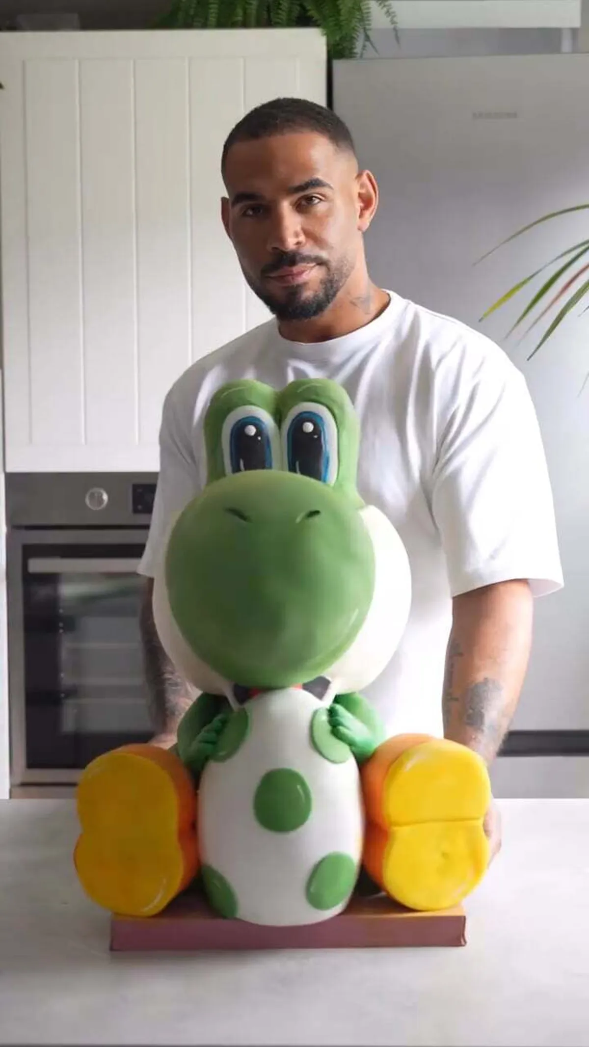 Sandro New Video Thumbnail