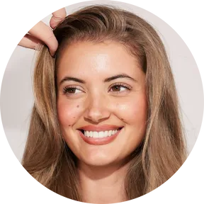 Kyra Mae Headshot