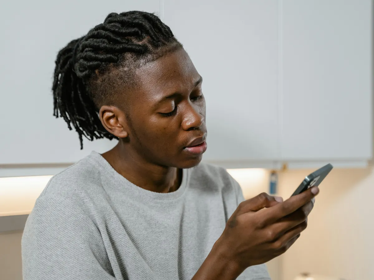 Pexels mart production 7641015